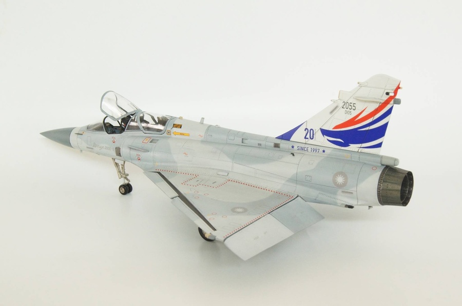 FCM 1/48 Mirage 2000B D & N # 48040 -5F C 