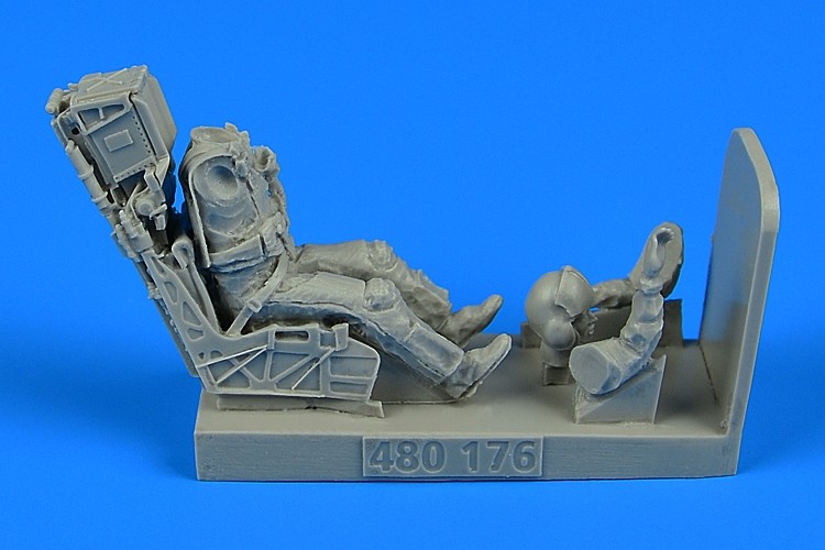NEW Quickboost QB 72126 1:72 McDonnell Douglas F/A-18 Hornet Ejection Seat 
