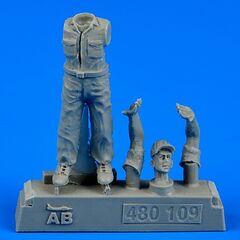 U.S. Army aircraft mechanic WWII Pacific Aerobonus 480109 1:48