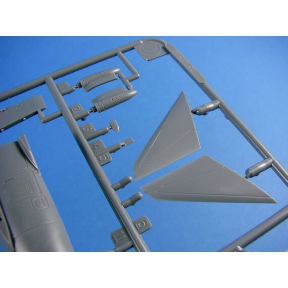 KFIR C2/C7 Avantgarde Model Kits (AMK) 88001-A 1:48, image 32