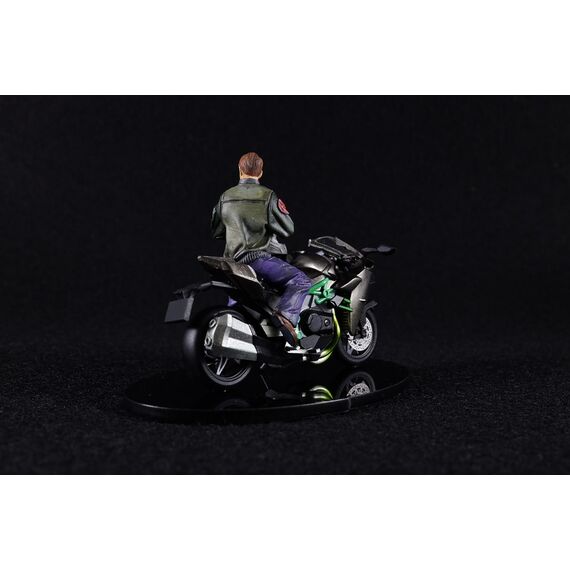 Topgun pilot w/motorbike Tori Factory MF-08B 1:48, image 13