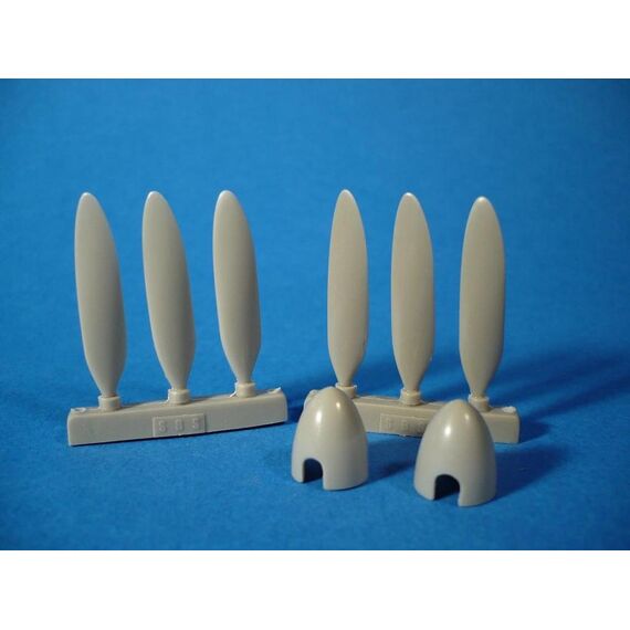 He-219 UHU short sp. propeller set