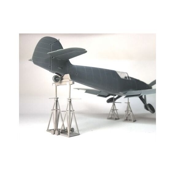 ​Luftwaffe jack stand set, image 3