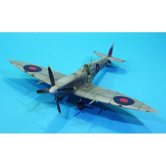 Spitfire Mk. VIII Eduard 8284 1:48, image 34