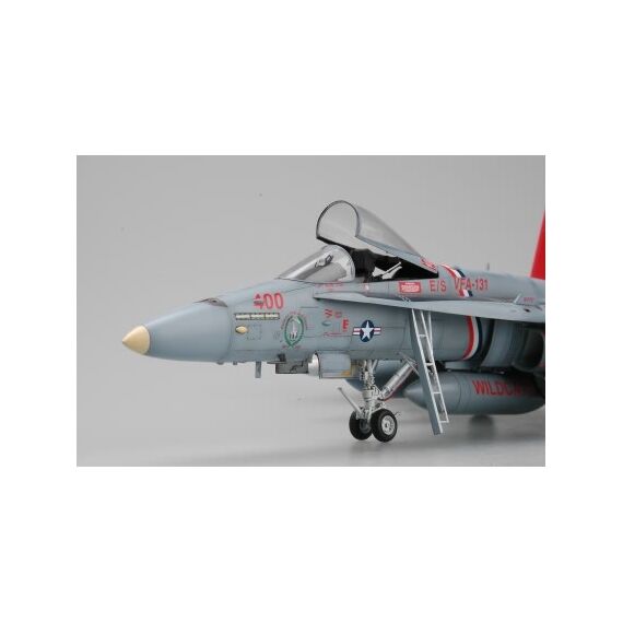 F/A-18C Hornet HobbyBoss 80321 1:48, image 6