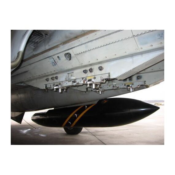 F-14 Bomb rack with sway braces, image 3