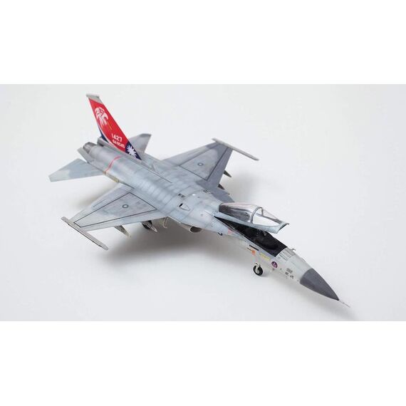 F-CK-1C CHING-KUO Single seat fighter Freedom Model Kits 18005 1:48, image 2