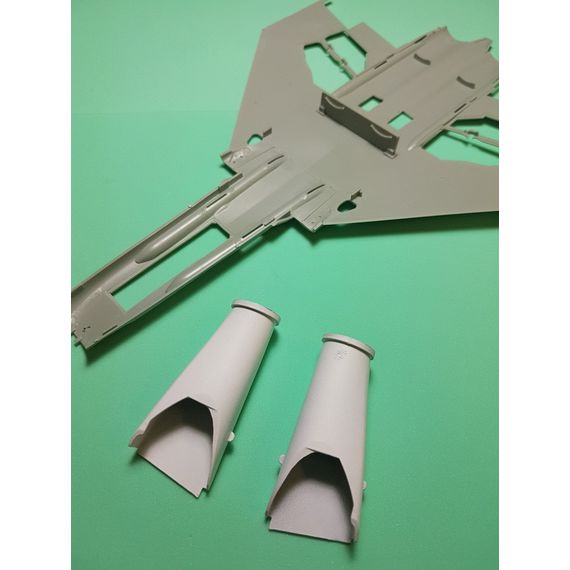 F-4 seamless intakes, image 2