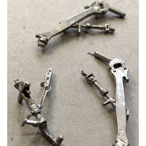 TF-104G, F-104B/D/G (Two-seat use) metal landing gear set, image 2