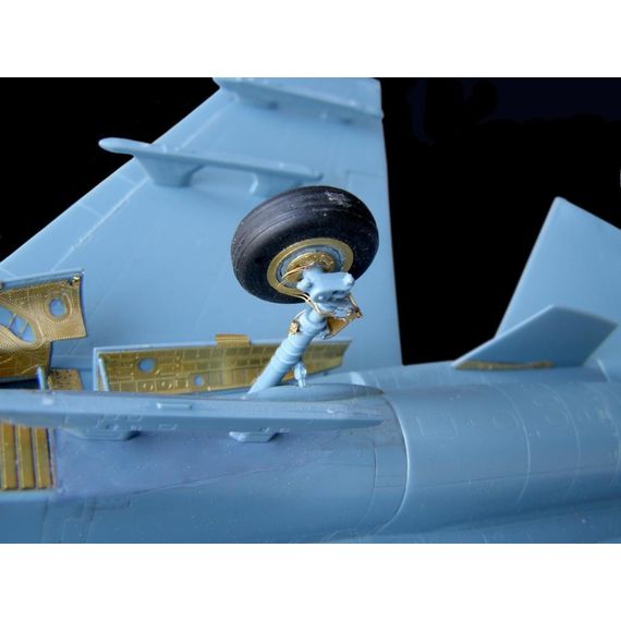 Su-27 landing gear, image 10