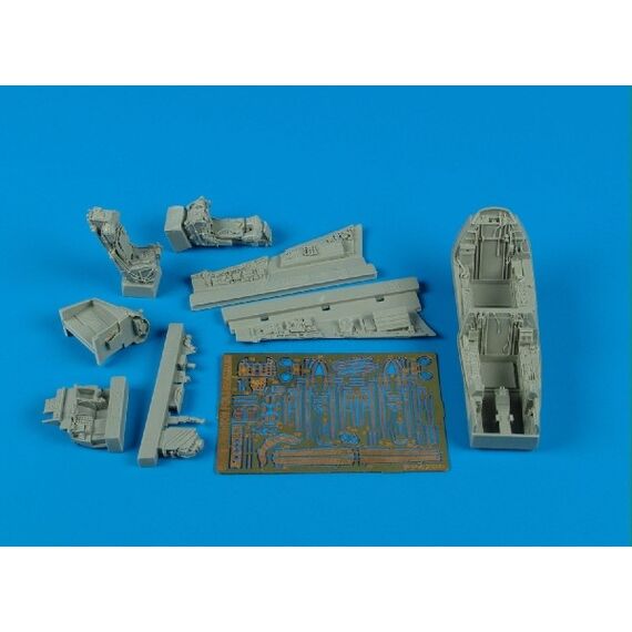 FGR.2 cockpit set