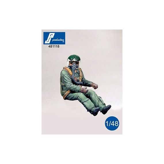 NATO pilot seated (early '60) PJ Production 481118 1:48