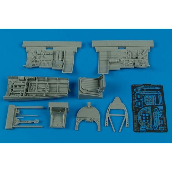 Spitfire Mk. V cockpit set