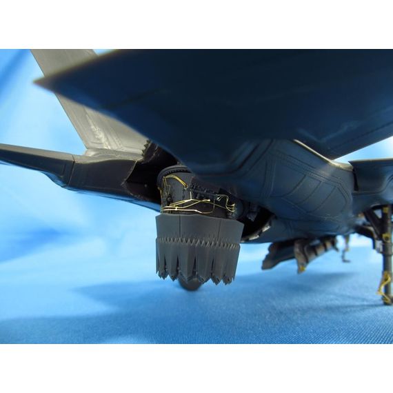 F-35B jet nozzle, image 9