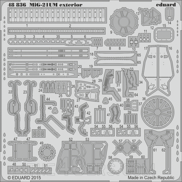 MiG-21UM exterior